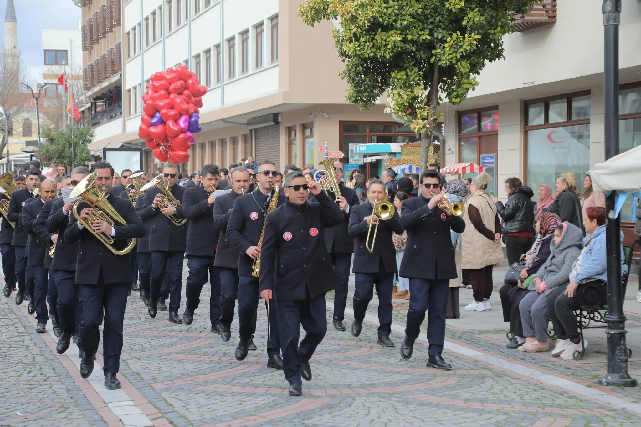 EDİRNE’DE 14 ŞUBAT ETKİNLİKLERİ VE VASİL PETROV KONSERİ galeri görseli